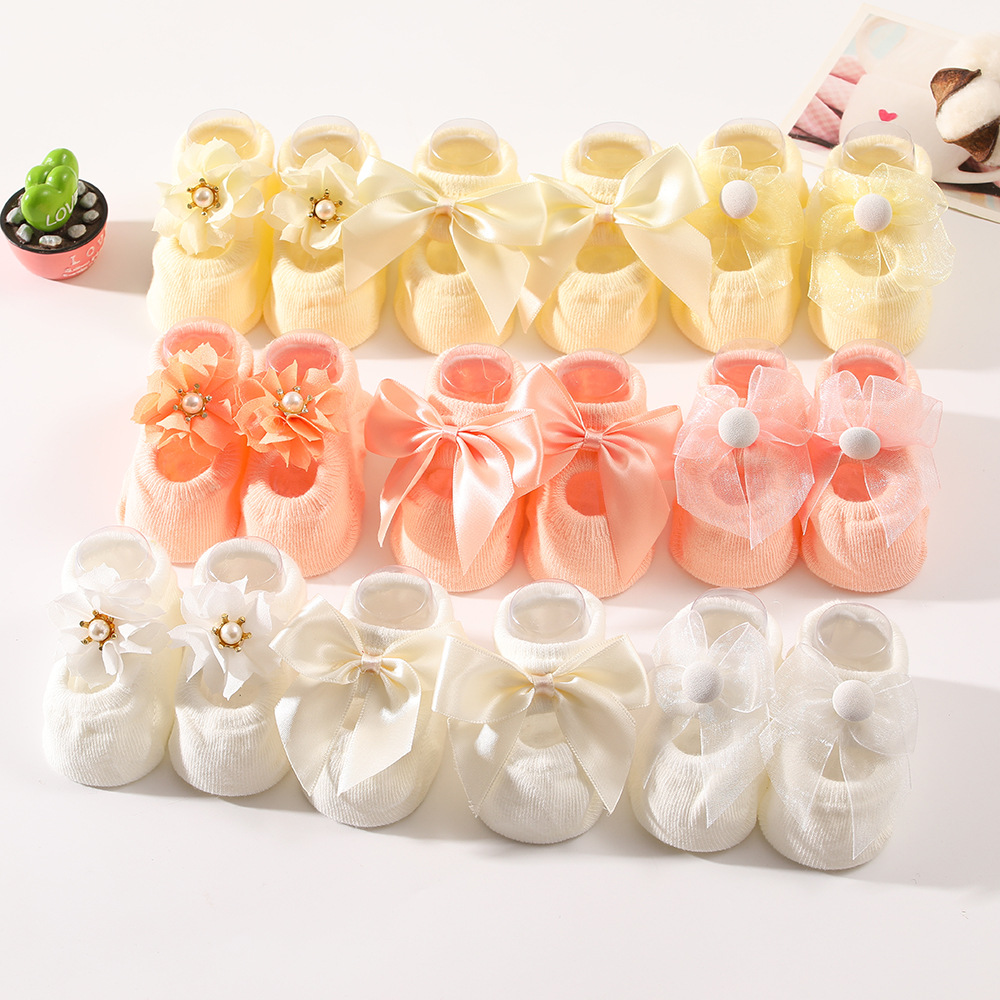 Floral Design Infant Girl Socks